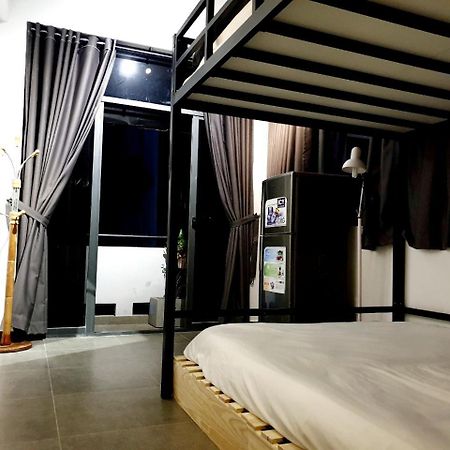 Zvillage Ncc - Modern Townhouse In District 1 مدينة هوشي منه المظهر الخارجي الصورة